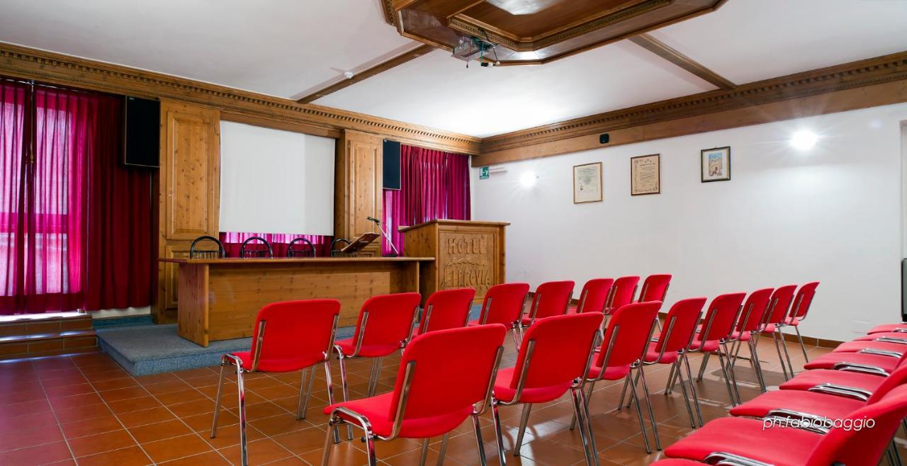 Hotel Ferrovia Calalzo di Cadore Eksteriør bilde