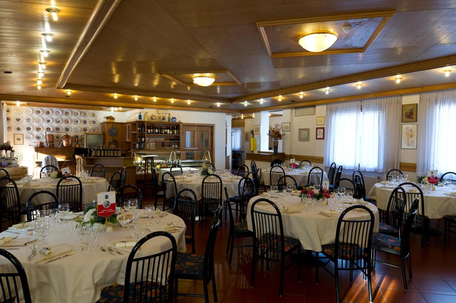 Hotel Ferrovia Calalzo di Cadore Eksteriør bilde