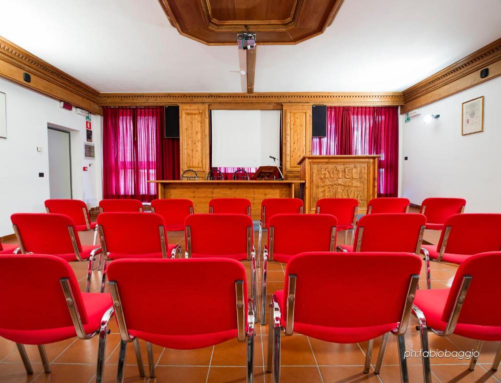 Hotel Ferrovia Calalzo di Cadore Eksteriør bilde